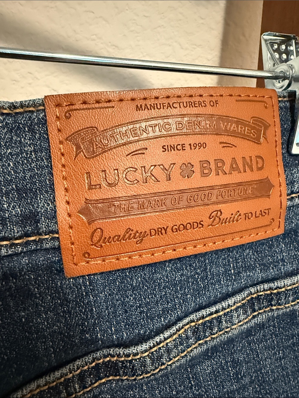 Lucky Brand Men’s Indigo 121 Slim Straight Leg Jeans Size 34x32 - Picture 4 of 11